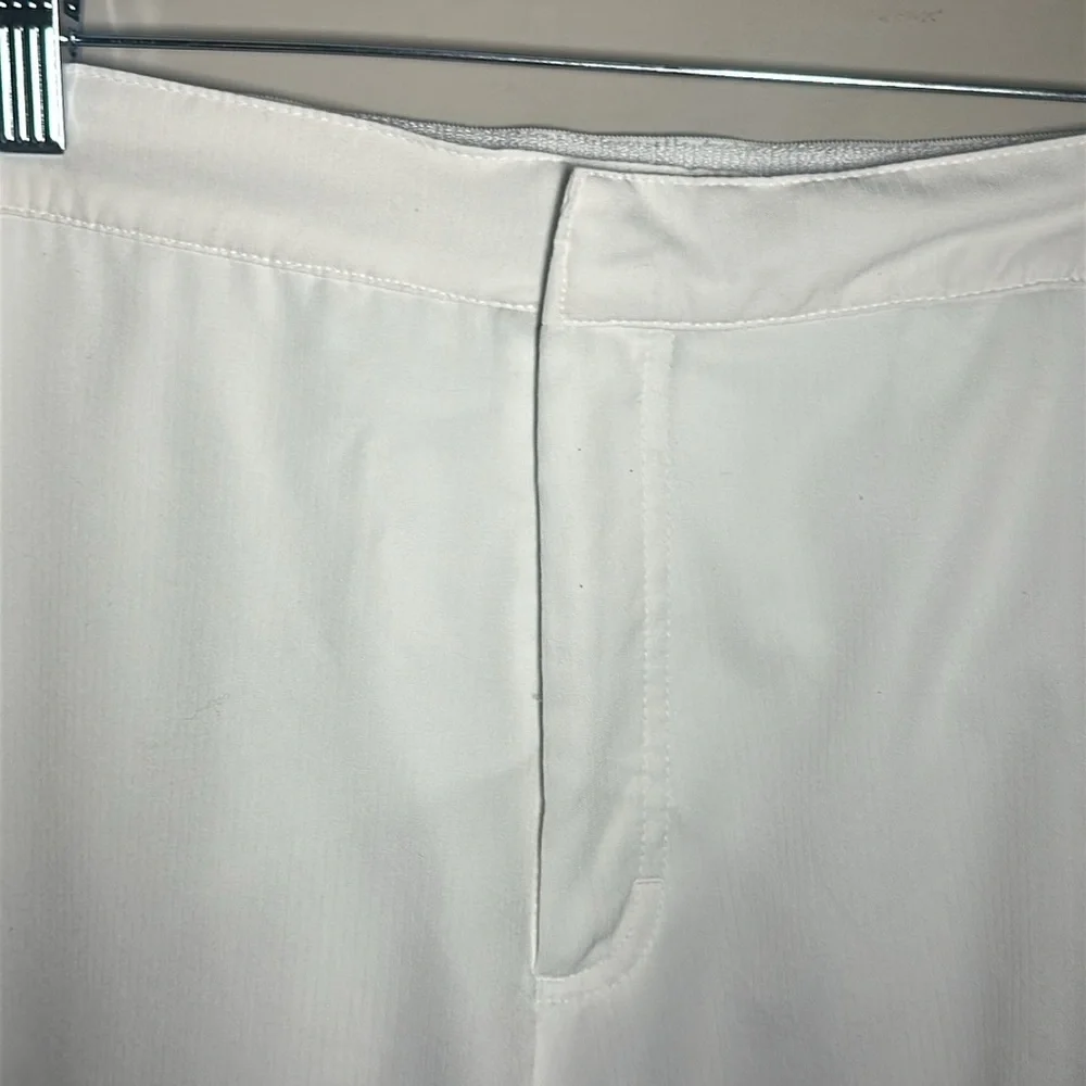 Nike Y2K White Men's Shorts with gray line